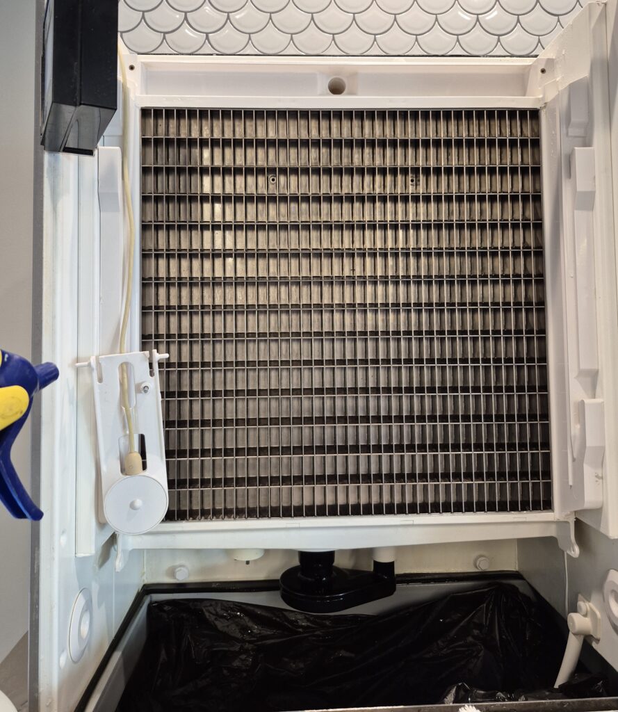 Manitowoc ice machine cleaning